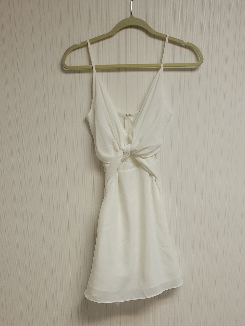 ASOS White Big Bow Mini Dress Sz 4 Rehearsal Dinner Bridal Shower Destination